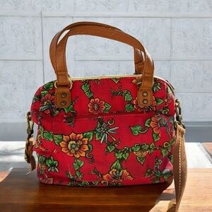 Sakroots retired Artist Circle True Love Ruby Red Crossbody‎ Satchel